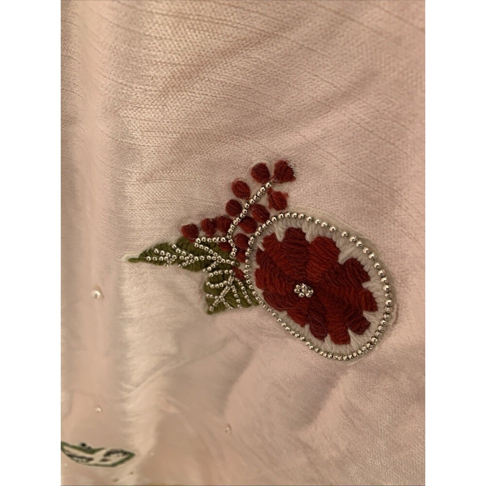 New Anthropologie Christmas Tree Skirt Coretta 60" Embroidered Beaded Pink Boho - Picture 9 of 16